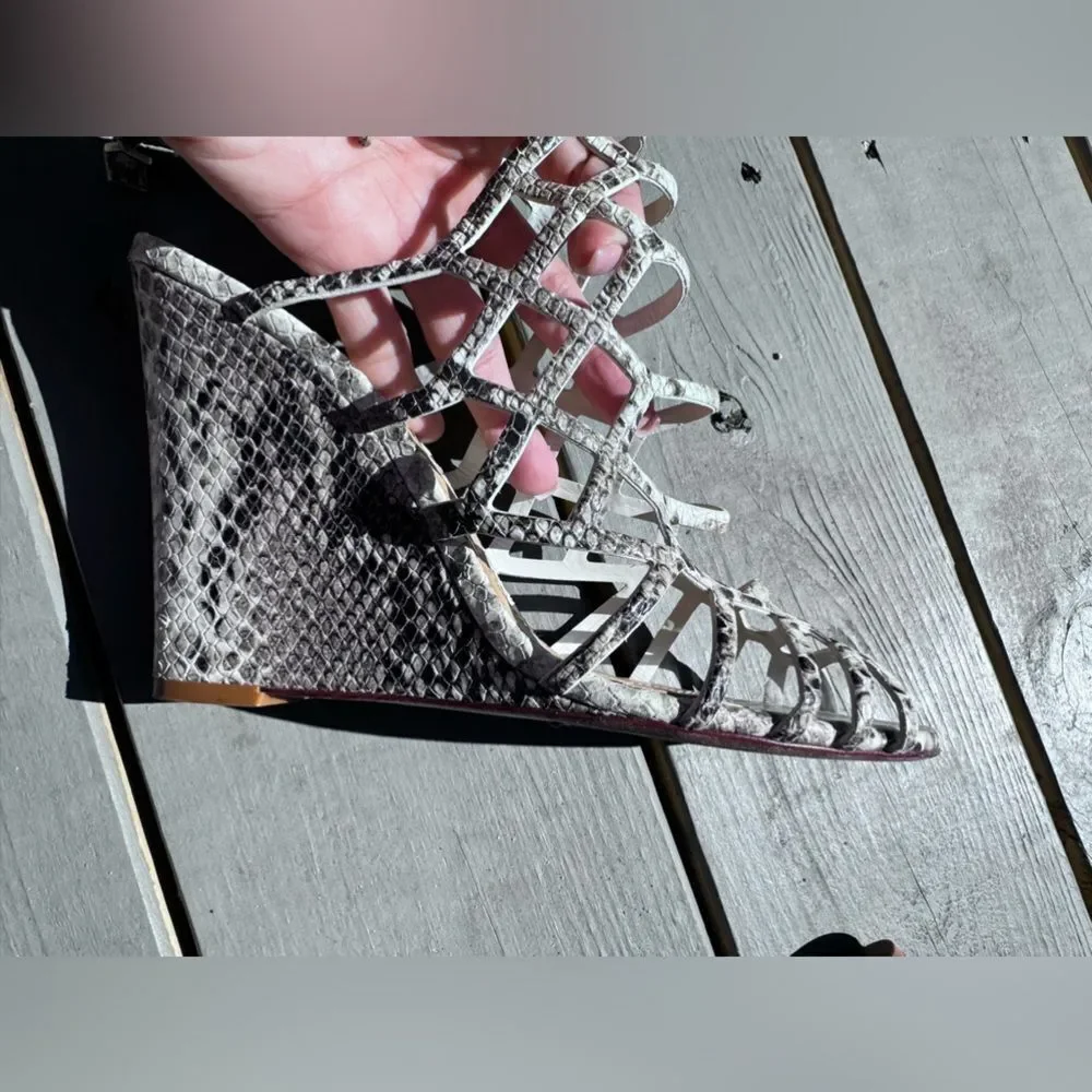 Schutz Python Snakeskin Wedge Sandals Size 10 Exotic Luxe Statement Heels